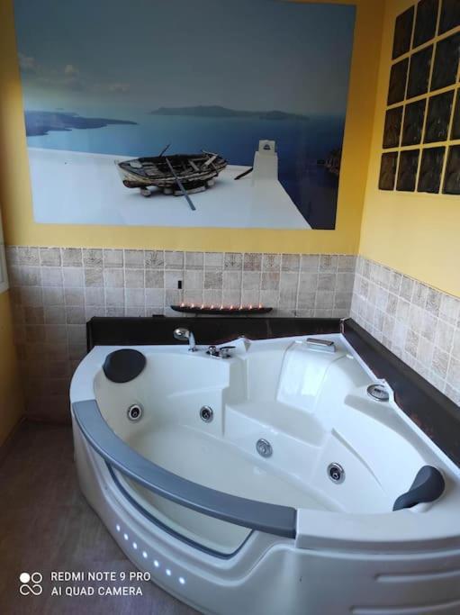 Ferienwohnung Coqueto Alojamiento Con Banera De Hidromasaje Tarragona Exterior foto