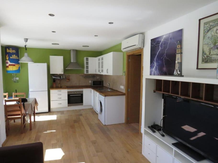 Ferienwohnung Coqueto Alojamiento Con Banera De Hidromasaje Tarragona Exterior foto